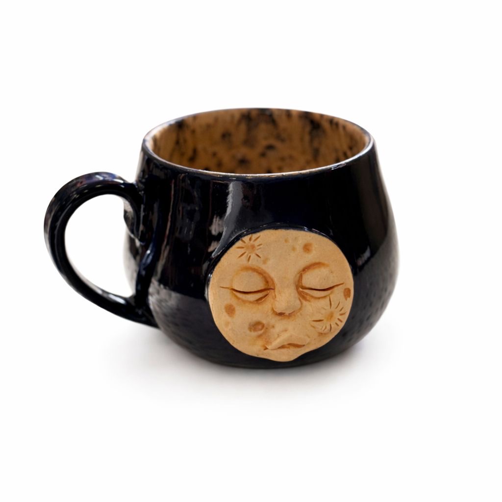 Kubek ceramiczny z motywem księżyca