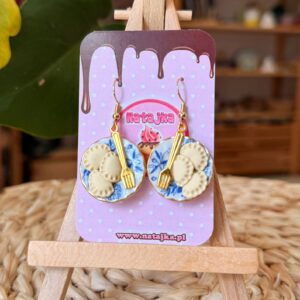 Kolczyki – talerz z pierogami